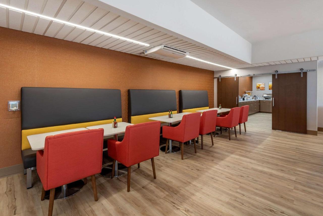 Comfort Suites Colorado Springs East - Medical Center Area المظهر الخارجي الصورة
