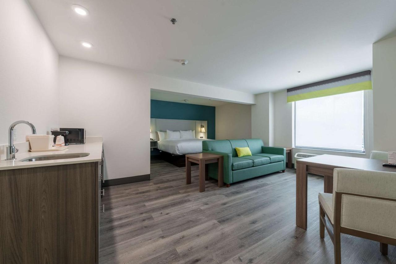 Comfort Suites Colorado Springs East - Medical Center Area المظهر الخارجي الصورة