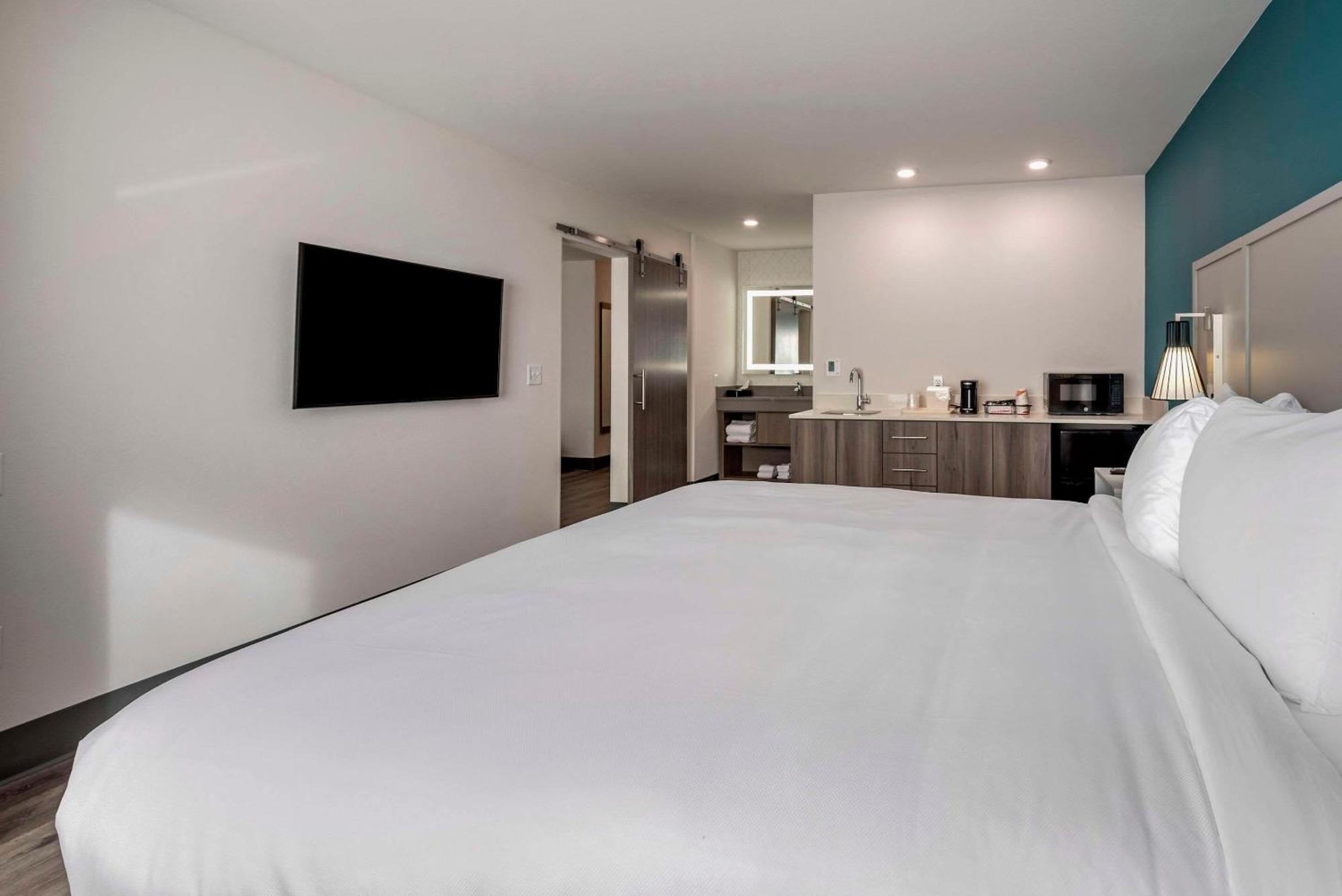 Comfort Suites Colorado Springs East - Medical Center Area المظهر الخارجي الصورة